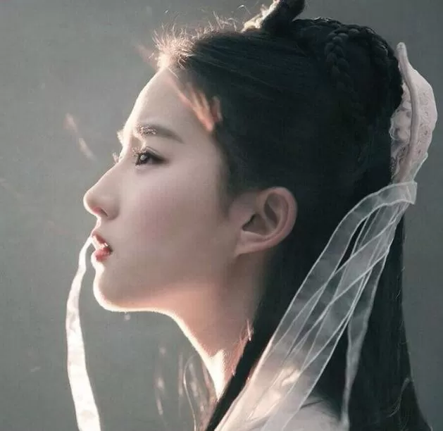 刘亦菲新剧搭档陈晓般配养眼刘亦菲,与井柏然合作的剧值得期待却被积压