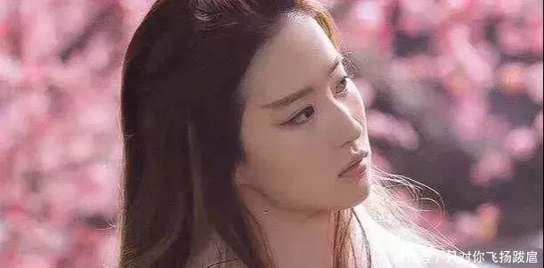 刘亦菲8岁、15岁、18岁、27岁、30岁,你被几岁的刘亦菲惊艳了?