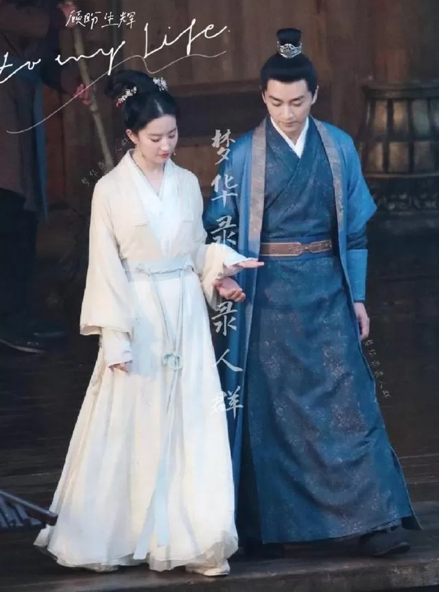 刘亦菲新剧搭档陈晓般配养眼刘亦菲,与井柏然合作的剧值得期待却被积压