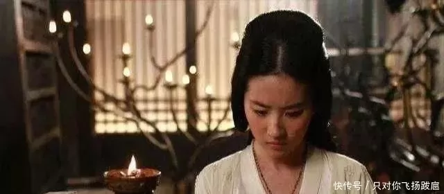 刘亦菲8岁、15岁、18岁、27岁、30岁,你被几岁的刘亦菲惊艳了?