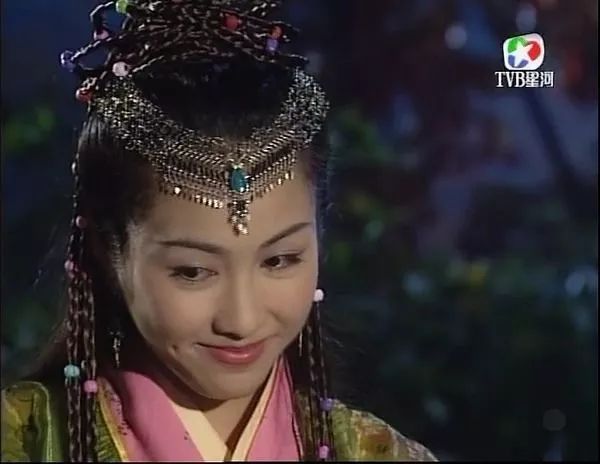 有人45岁还能吊打刘亦菲,有人为亡夫终身不再嫁...那些年的港星都还好吗?