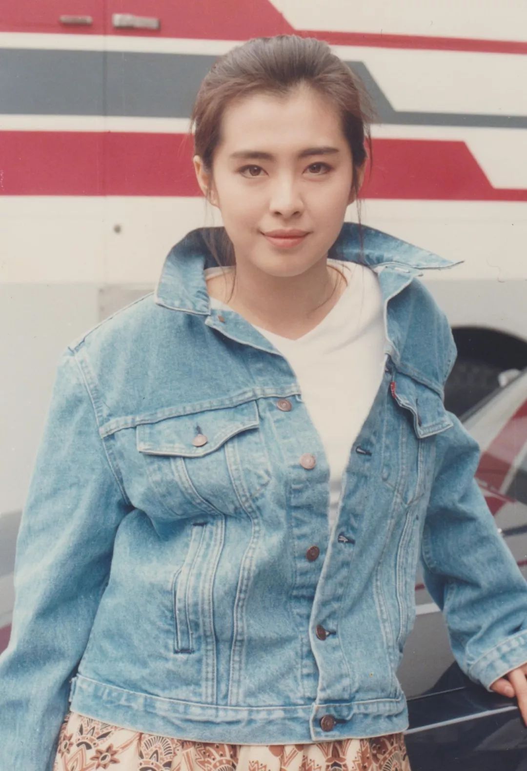 有人45岁还能吊打刘亦菲,有人为亡夫终身不再嫁...那些年的港星都还好吗?