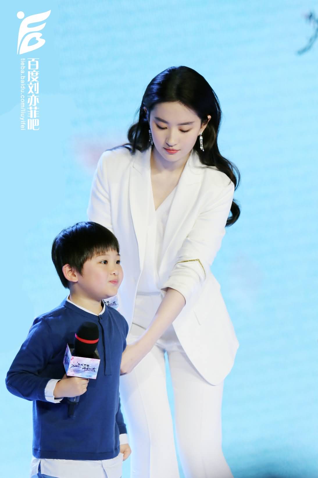 电影《三生三世十里桃花》北京定档发布会现场图