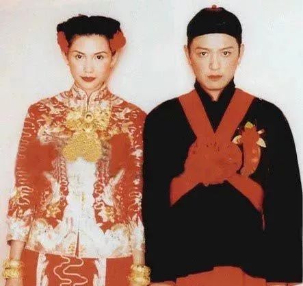 有人45岁还能吊打刘亦菲,有人为亡夫终身不再嫁...那些年的港星都还好吗?