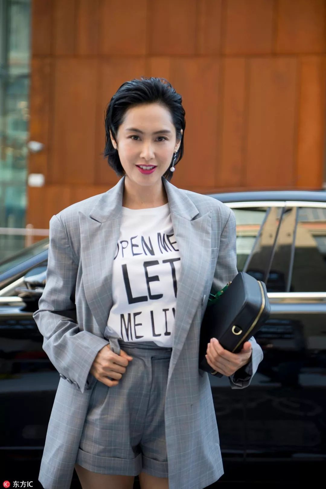 有人45岁还能吊打刘亦菲,有人为亡夫终身不再嫁...那些年的港星都还好吗?