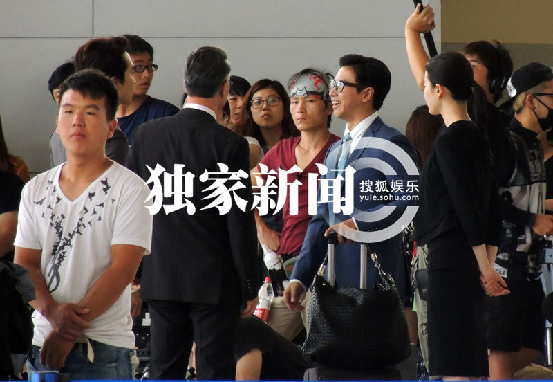 上海浦东机场拍摄第三种爱情(2014.09.06)